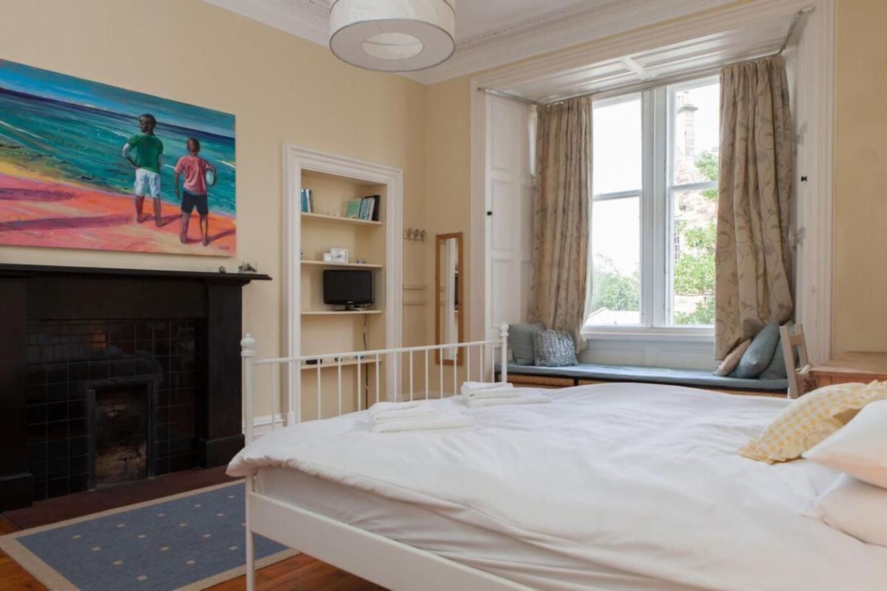 Amazing 4 Bedroom Apartment Just Off The Meadows Edinburgh Exterior photo